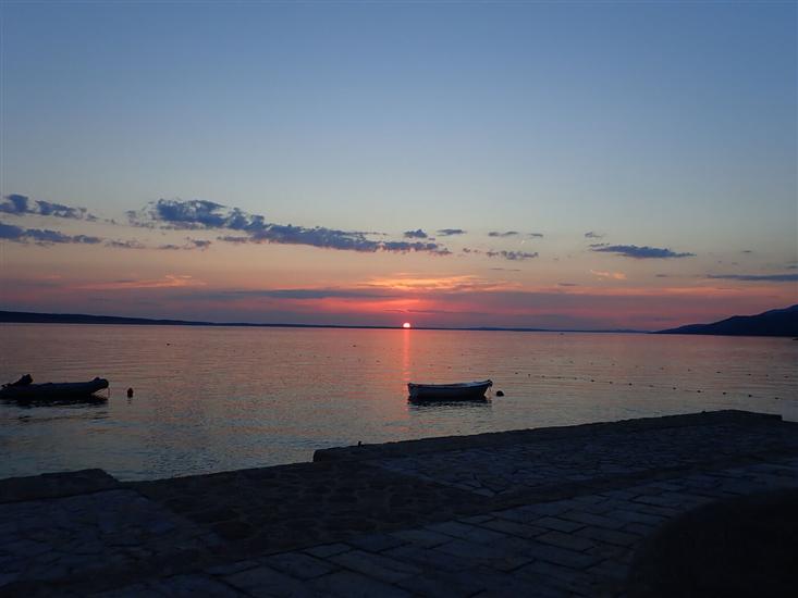 Lägenheter LUKA-close to the beach