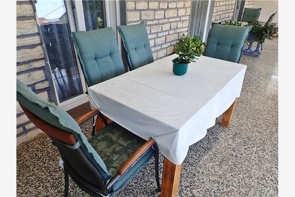 Apartment A2, for 5 persons