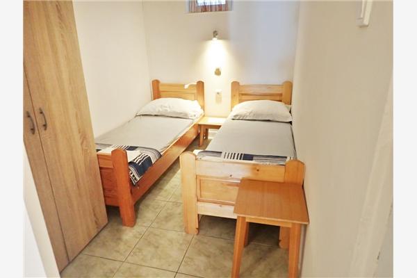 Apartment A2, for 5 persons