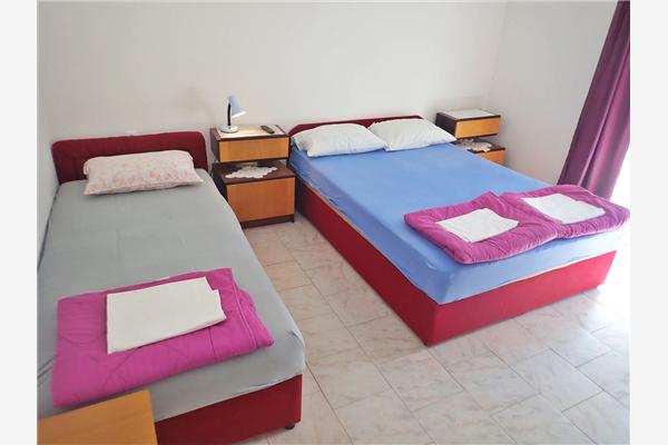 Apartment A2, for 5 persons