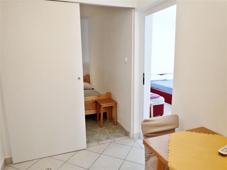 Apartment A2, for 5 persons