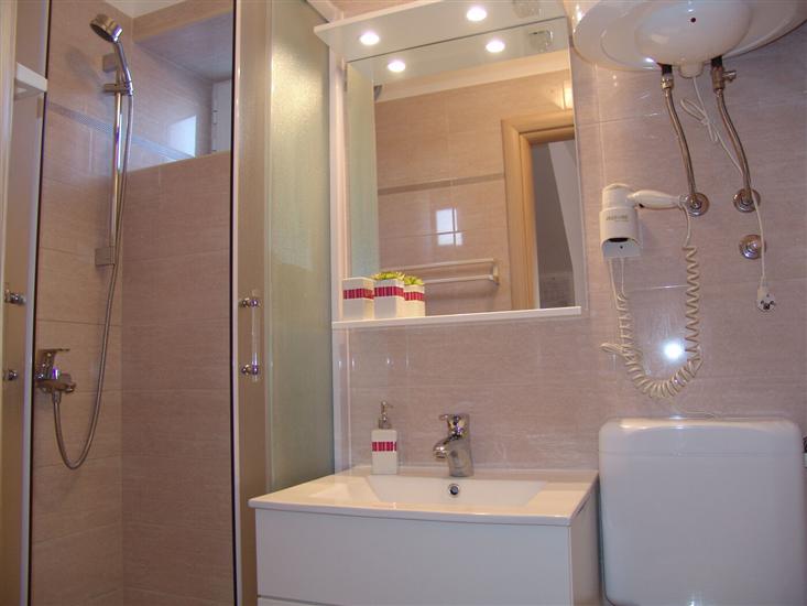 Apartment A2, for 3 persons