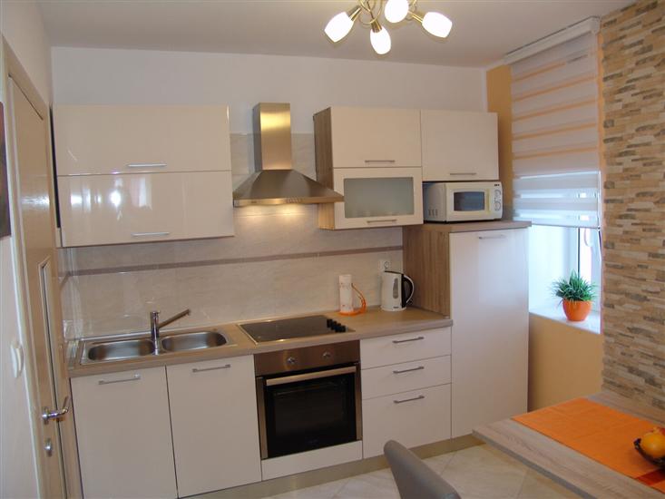 Apartment A2, for 3 persons