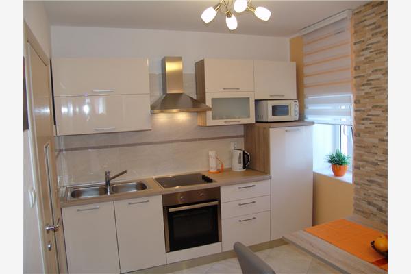 Apartment A2, for 3 persons