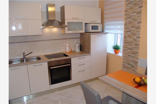 Apartment A2, for 3 persons