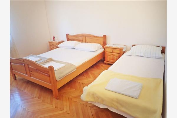 Apartment A4, for 6 persons