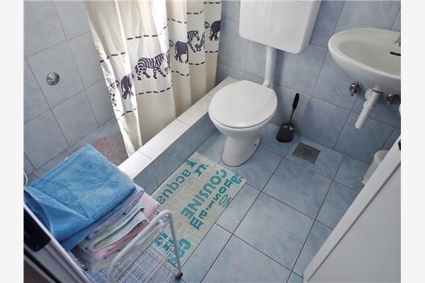 Apartment A4, for 6 persons