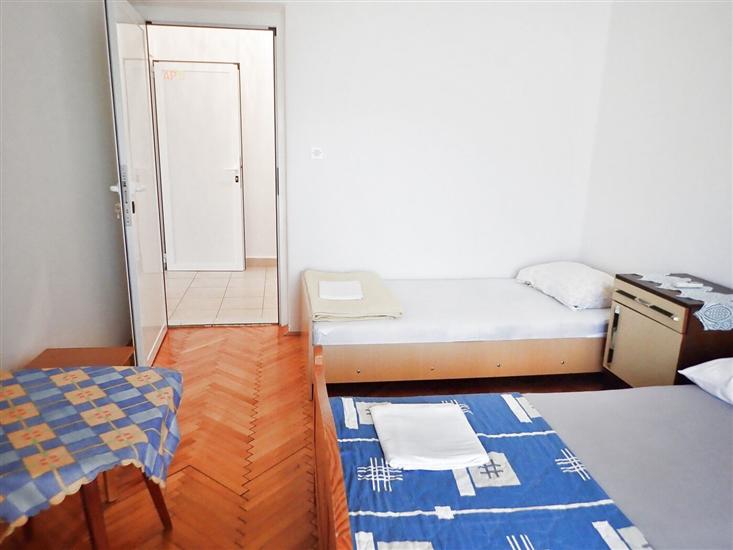 Apartment A4, for 6 persons