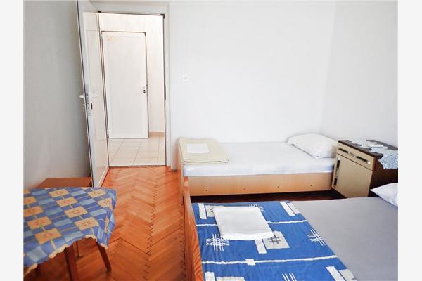 Apartment A4, for 6 persons