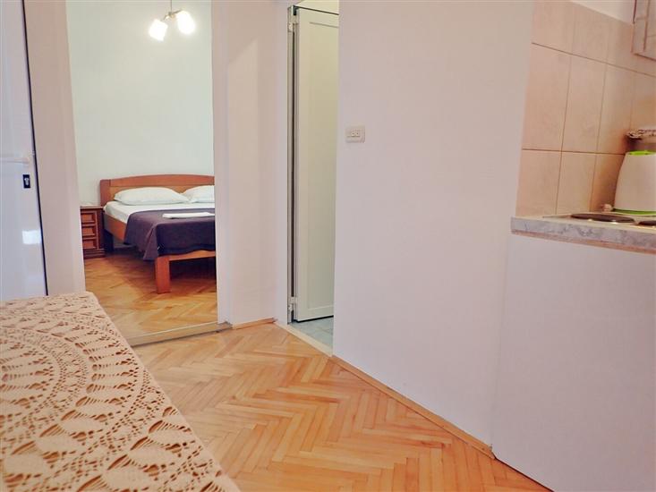 Apartment A5, for 3 persons