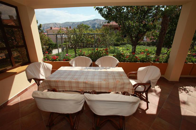 Apartman A1, na 8 osebe