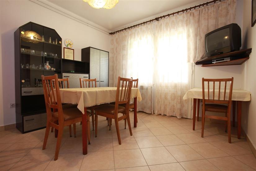 Apartman A1, na 8 osebe