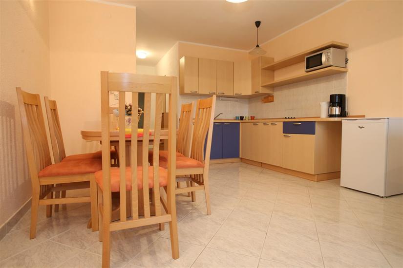 Apartment A1, for 4 persons
