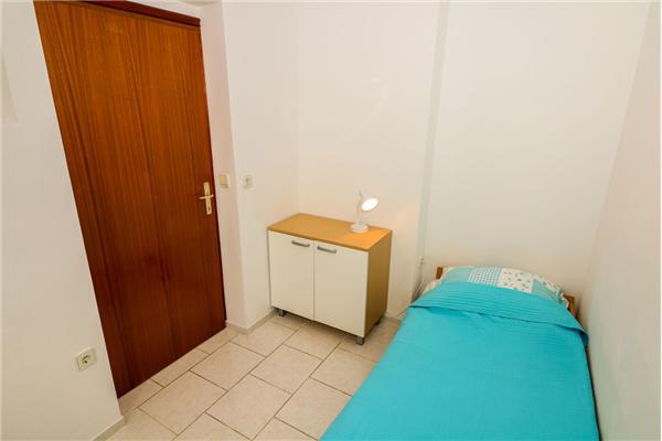 Apartment A1, for 3 persons