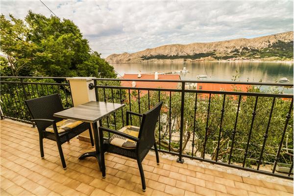 Apartment A2, for 3 persons