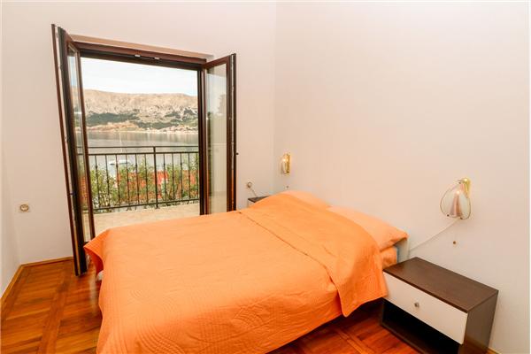 Apartment A2, for 3 persons