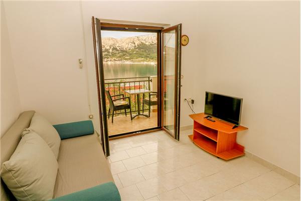 Apartment A2, for 3 persons