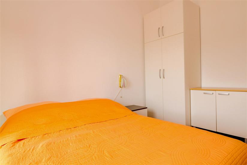 Apartment A2, for 3 persons