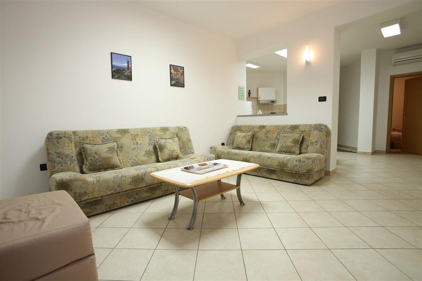 Apartment A1, for 5 persons