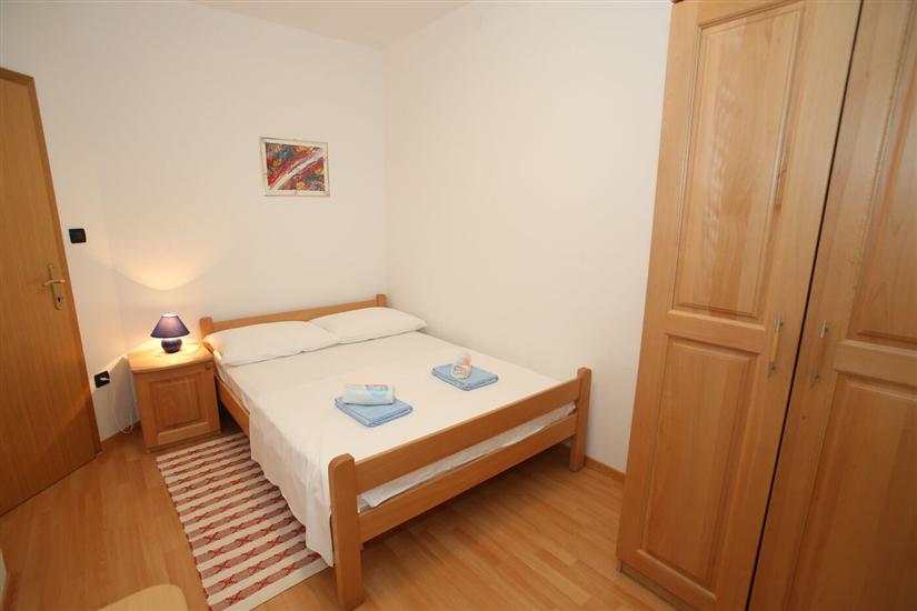 Apartment A1, for 5 persons