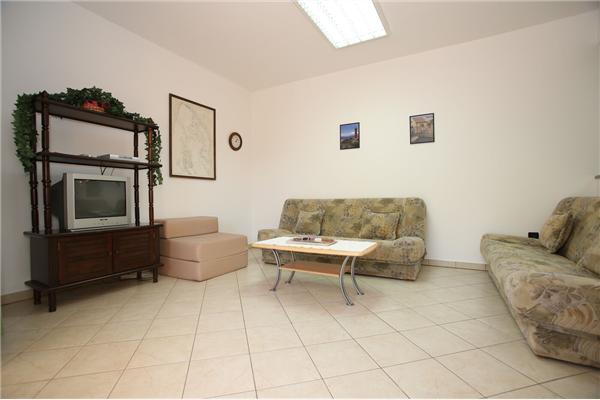 Apartment A1, for 5 persons