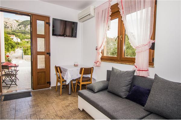 Apartment A1, for 3 persons
