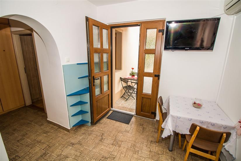 Apartment A1, for 3 persons