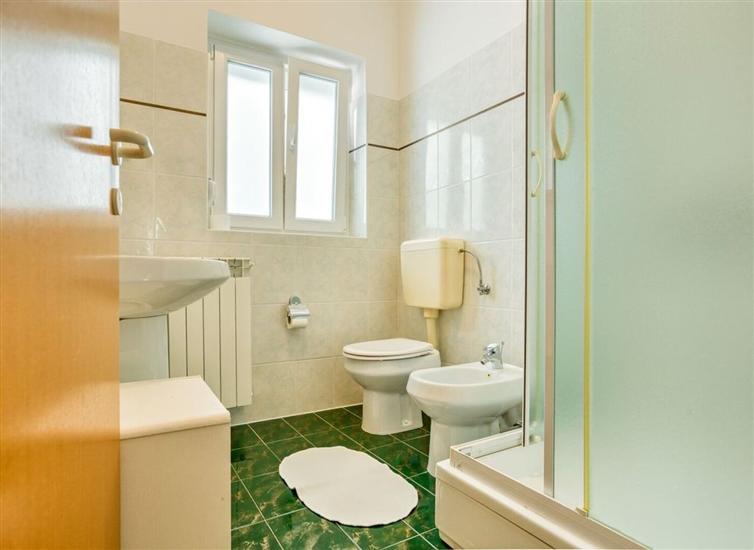 Apartment A4, for 4 persons