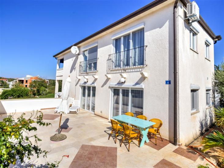 Apartment A1, for 4 persons