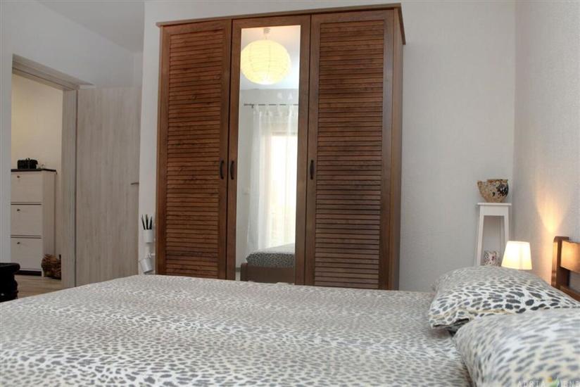 Apartment by Umag sea