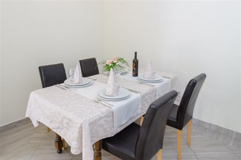 House K1, for 9 persons