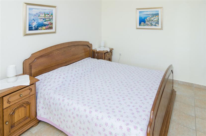 House K1, for 9 persons