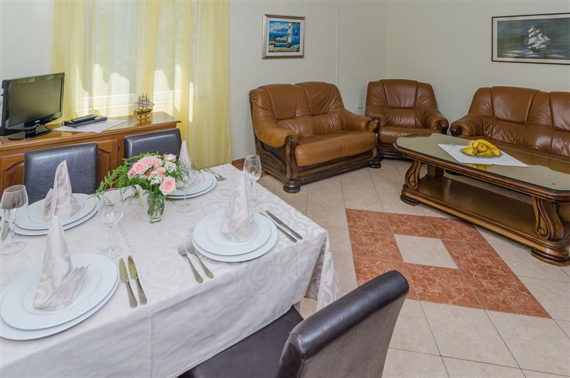 House K1, for 9 persons