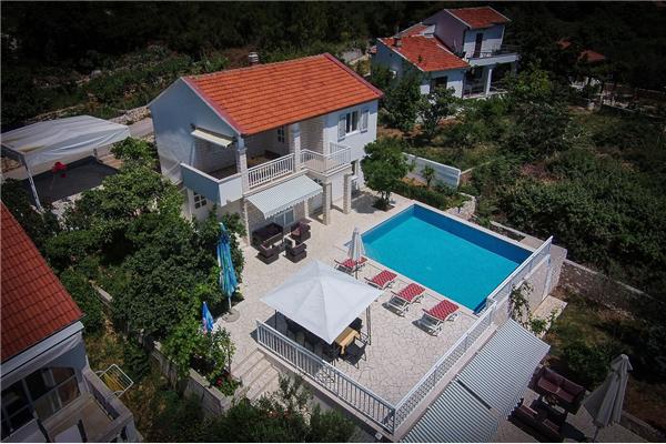 House K1, for 9 persons