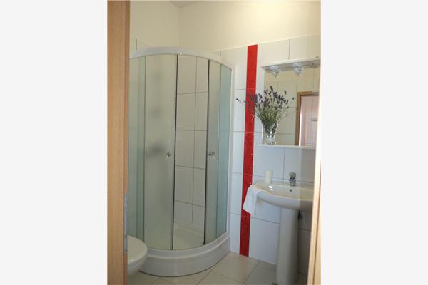 Room S7, for 2 persons