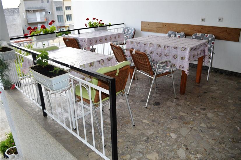 Apartment A2, for 7 persons