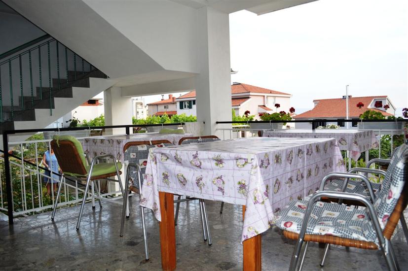 Apartment A2, for 7 persons