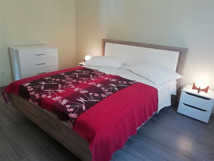 Apartment A1, for 7 persons