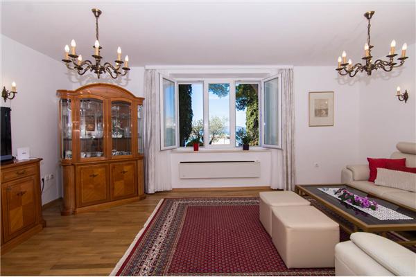 Apartment A1, for 8 persons