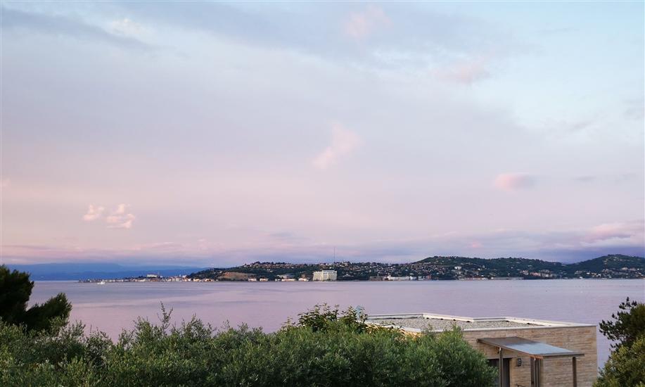 Apartmaj Karmen sa pogledom na more