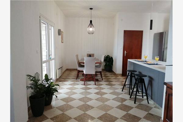 Apartment A1, for 6 persons