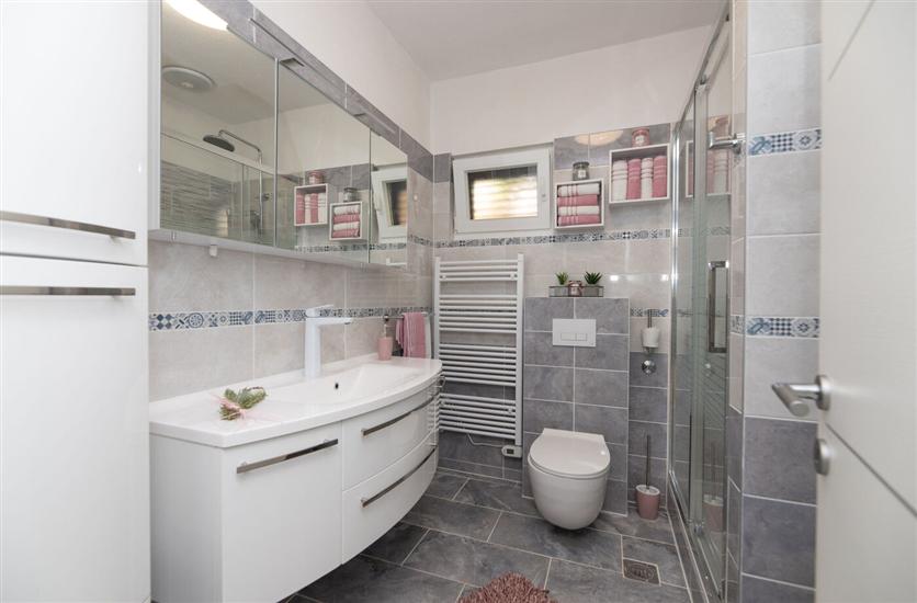 Apartment A1, for 6 persons