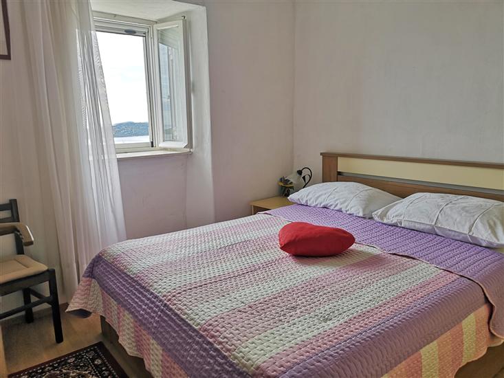 Apartment A1, for 5 persons