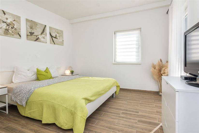 House K1, for 8 persons