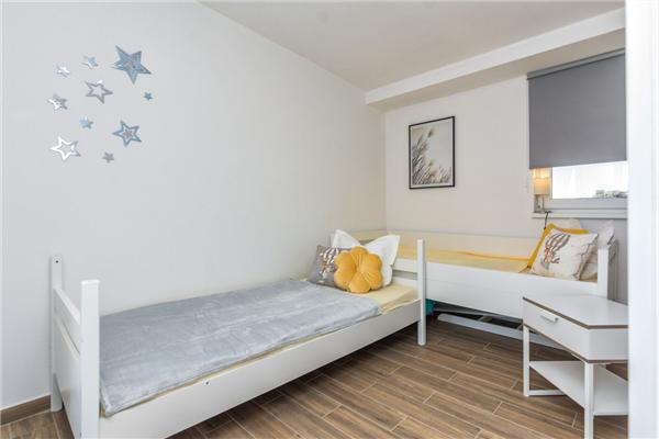 House K1, for 8 persons