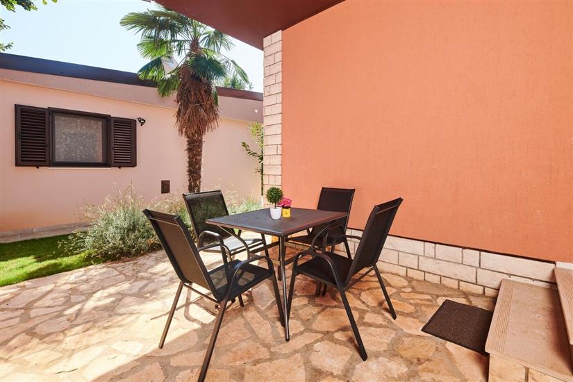 Apartment SOLE ZAMBRATIJA