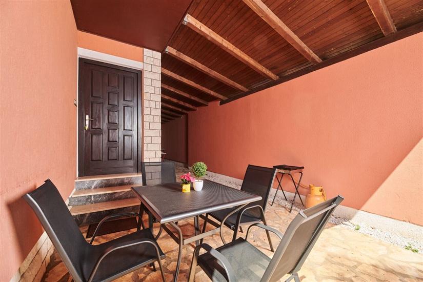 Apartment SOLE ZAMBRATIJA