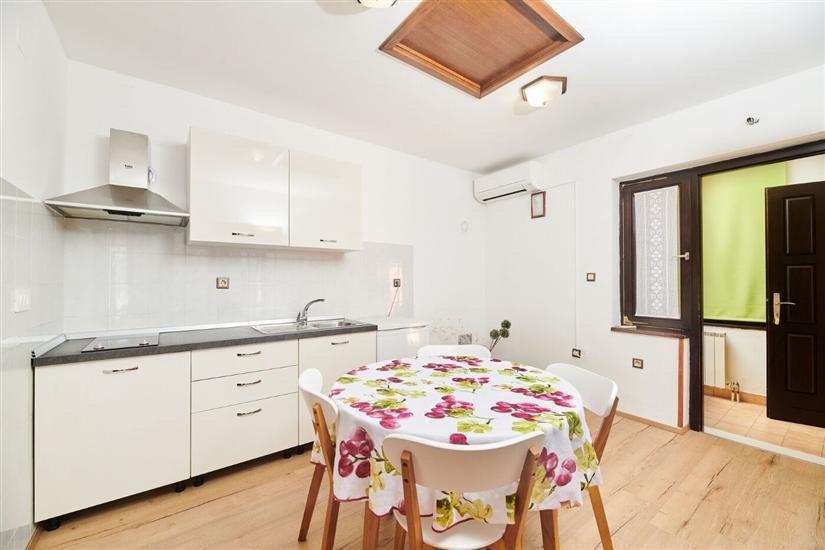 Ferienwohnung SOLE ZAMBRATIJA