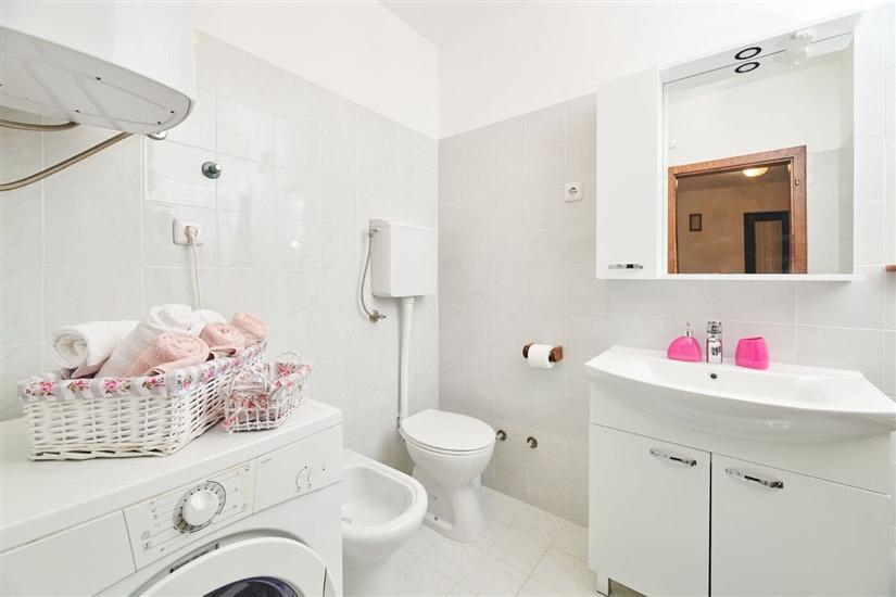 Ferienwohnung MARE ZAMBRATIJA