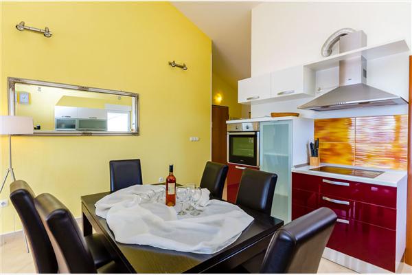 Apartment A2, for 8 persons
